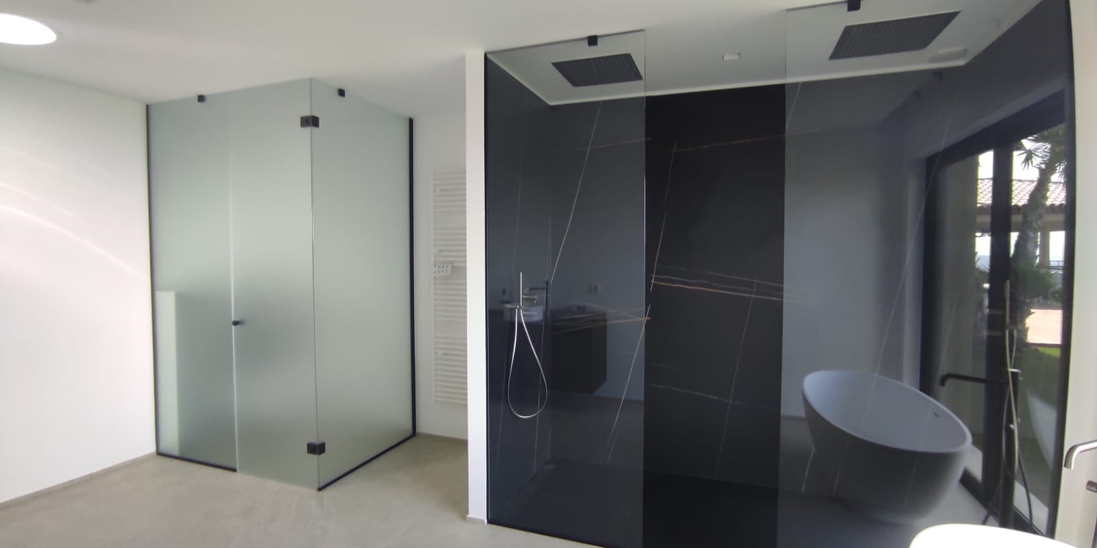 Paroi de douche en verre sur mesure un côté