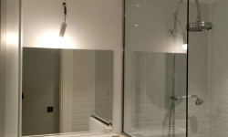 Paroi de douche en verre sur mesure