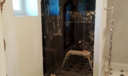 Paroi de douche en verre sur mesure